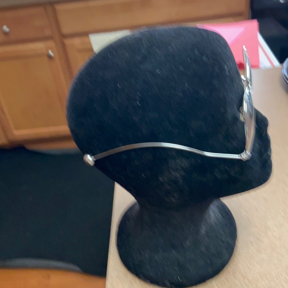 Uniquely Designed Eye Glass Frames - image 1